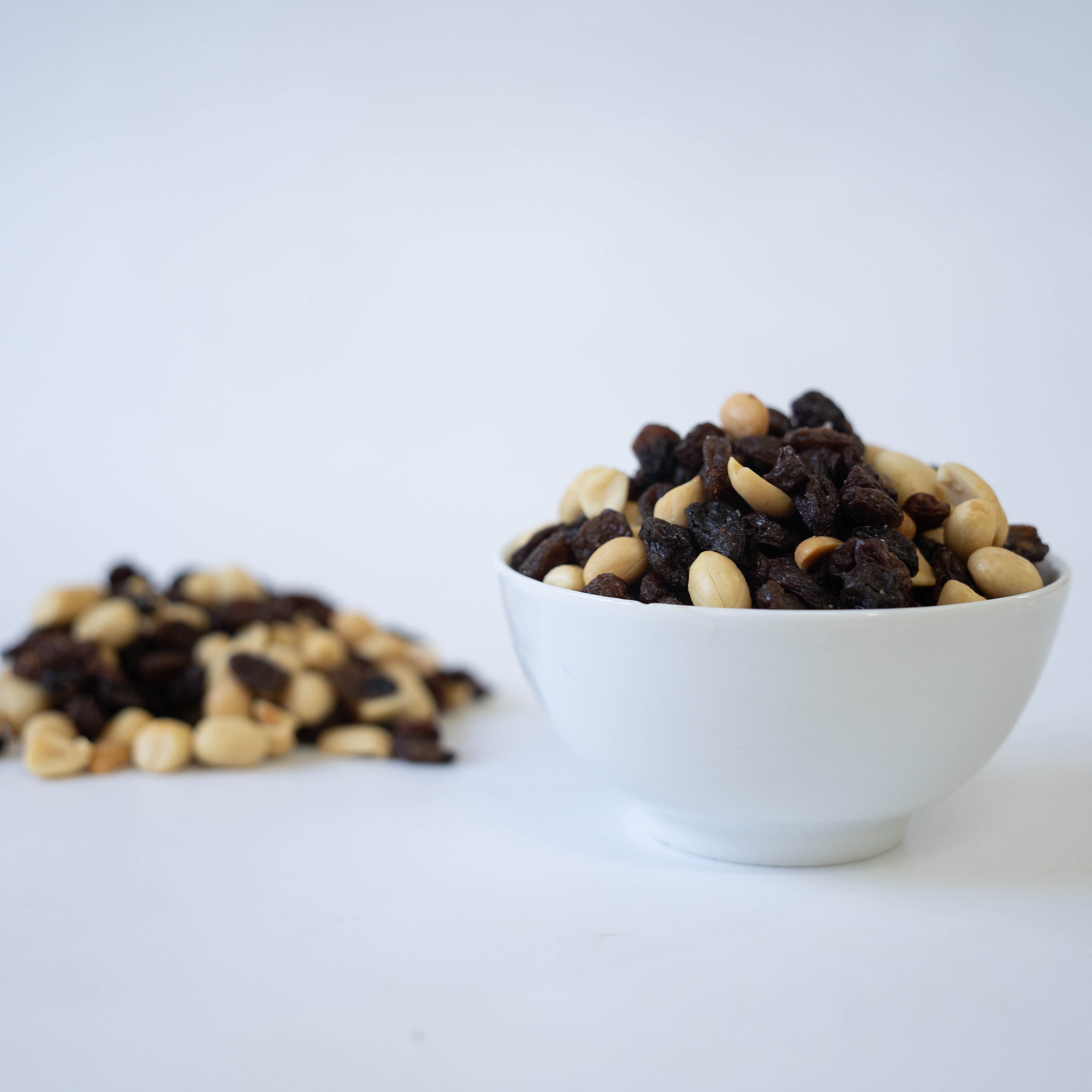 Salted Peanuts & Raisin Mix