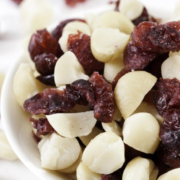 Macadamia and Cranberry Mix